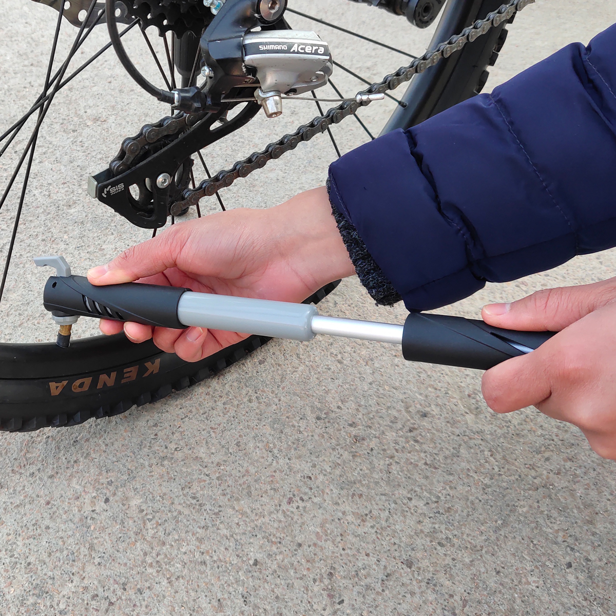 Sahoo bike pump hot sale