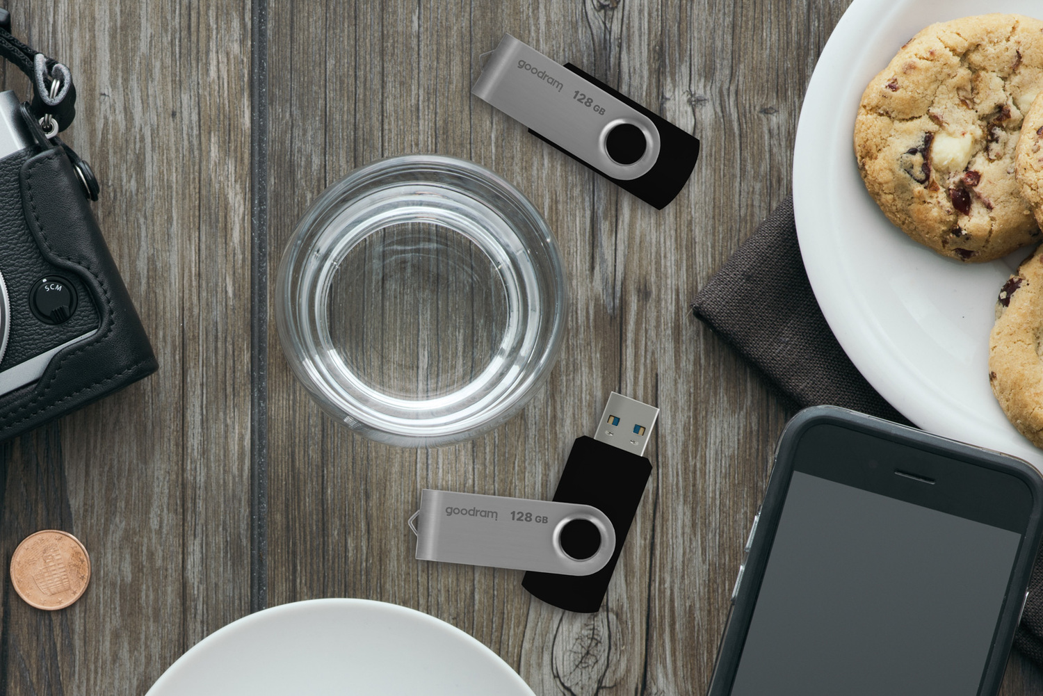 Pendrive GOODRAM UTS3 -  16GB USB 3.2 gen 1 Czarny