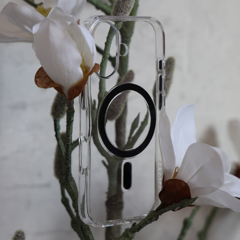 Liavec Pure Case for Apple iPhone 17 , barva černá