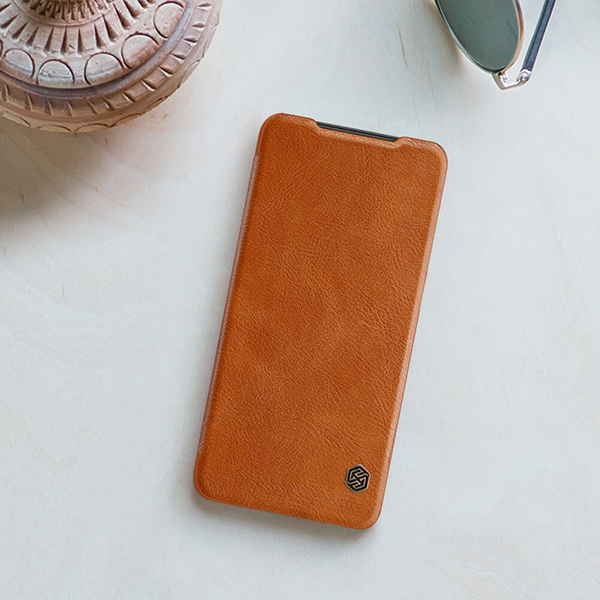 Etui Nillkin Qin do Iphone 12 Pro Max brązowy