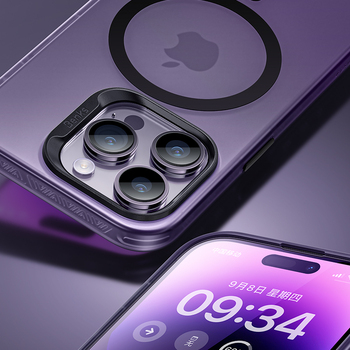 Benks Magnetic Lucid Armor Case for Iphone 15 Pro Max black