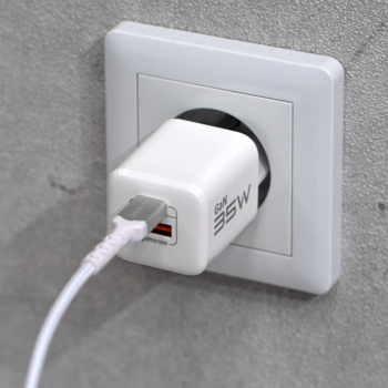 Blavec Ładowarka sieciowa BC-4 GaN - USB + Typ C - PD QC 35W 3A (TCBC4G-UCW353A) biała
