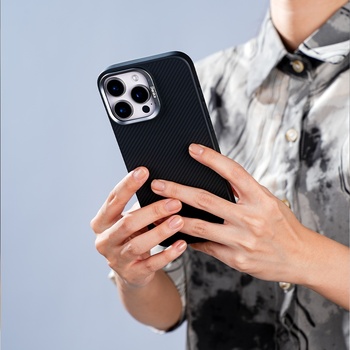 Benks Etui Magnetic Armor Air Kevlar Metal Frame 600D do Iphone 15 Plus czarny