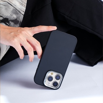Benks Etui Magnetic Armor Air Kevlar Metal Frame 600D do Iphone 15 Plus czarny