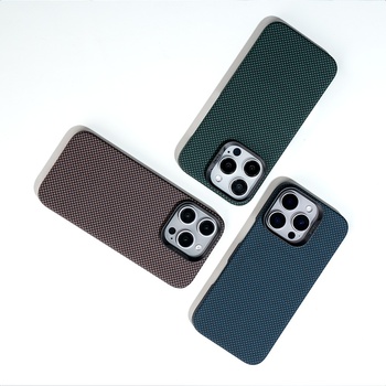 Benks Etui Magnetic Armor Tint Kevlar 1000D (0064) do Iphone 16 Plus złoty