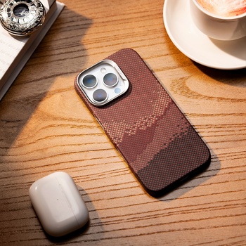 Benks Etui Magnetic Golden Tide Kevlar 600D do Iphone 16 Pro