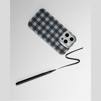 Benks Etui Magnetic Armor Vichy Kevlar (BF65) do Iphone 16 Pro czarny