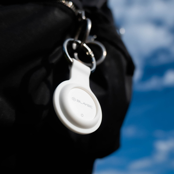 Blavec Lokalizator GPS Tag BTG-02 - Bluetooth Tracker Dual Apple & Android + etui brelok (BTBTG02-KW) biały