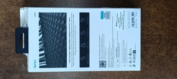 Benks Magnetic Armor Air Kevlar Case Metal Frame 600D (C.K.FL.AP.BK.0067) for Iphone 17 black (damaged packaging)
